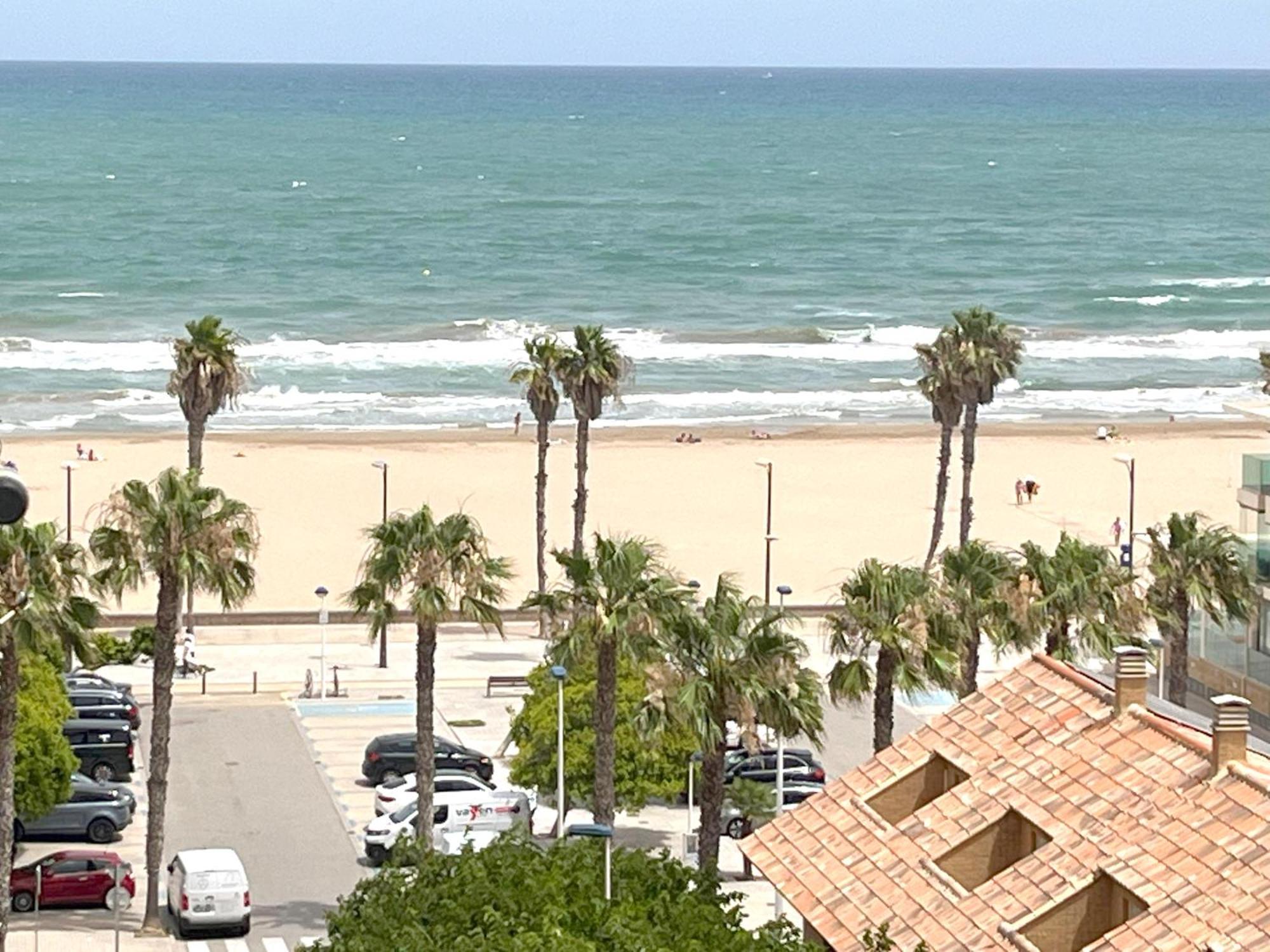 Stylish Well-Connected Beachfront Flat Valencia Bagian luar foto