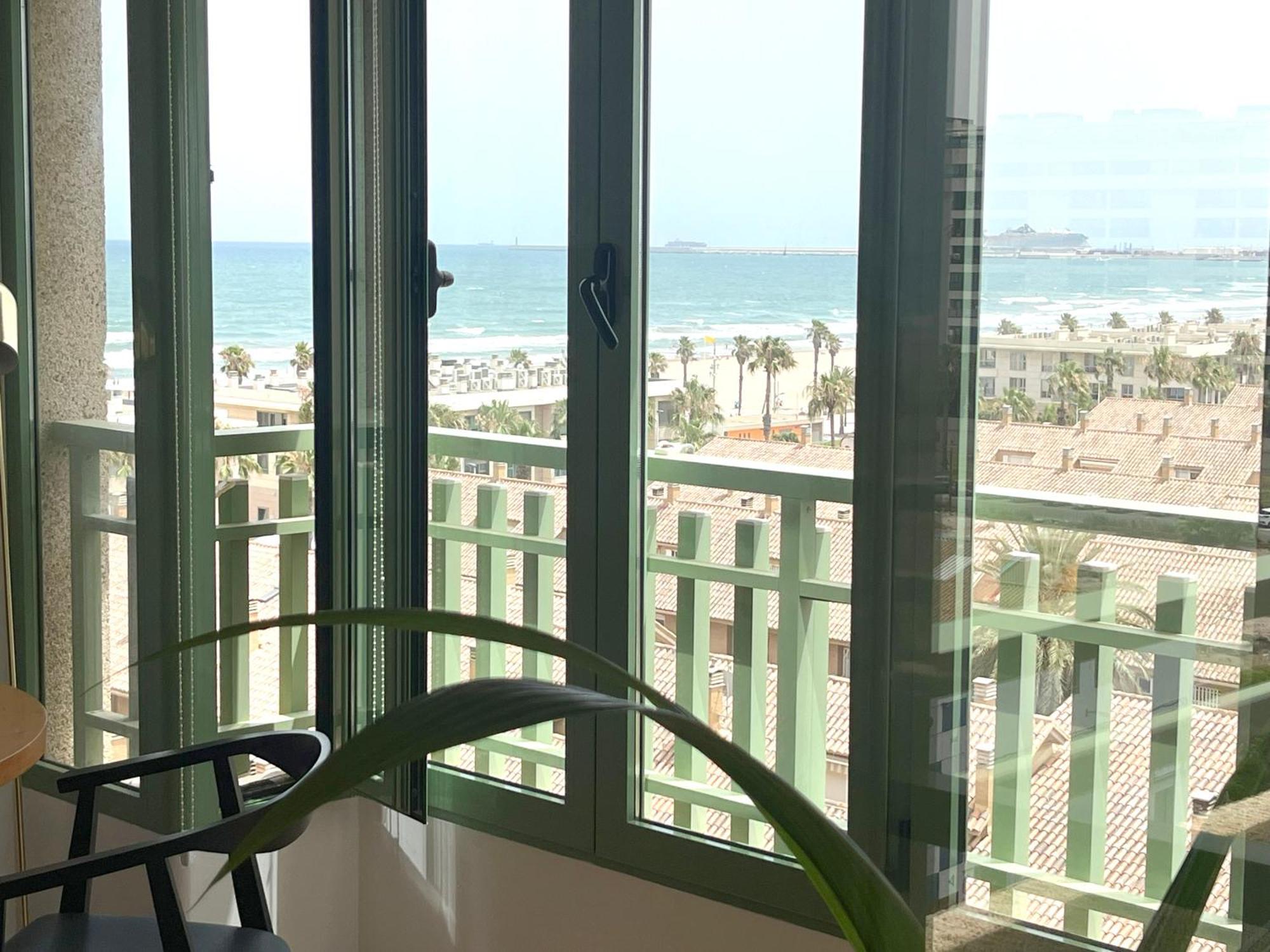 Stylish Well-Connected Beachfront Flat Valencia Bagian luar foto