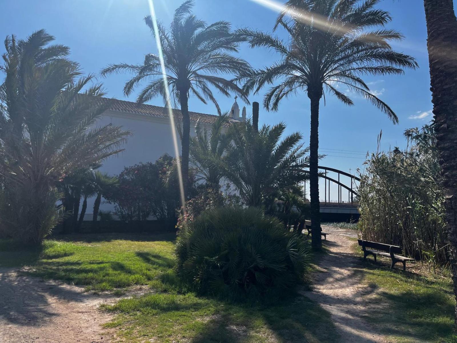 Stylish Well-Connected Beachfront Flat Valencia Bagian luar foto